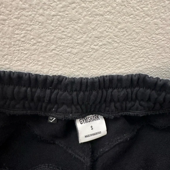 Gymshark Black Shorts - Picture 3 of 3